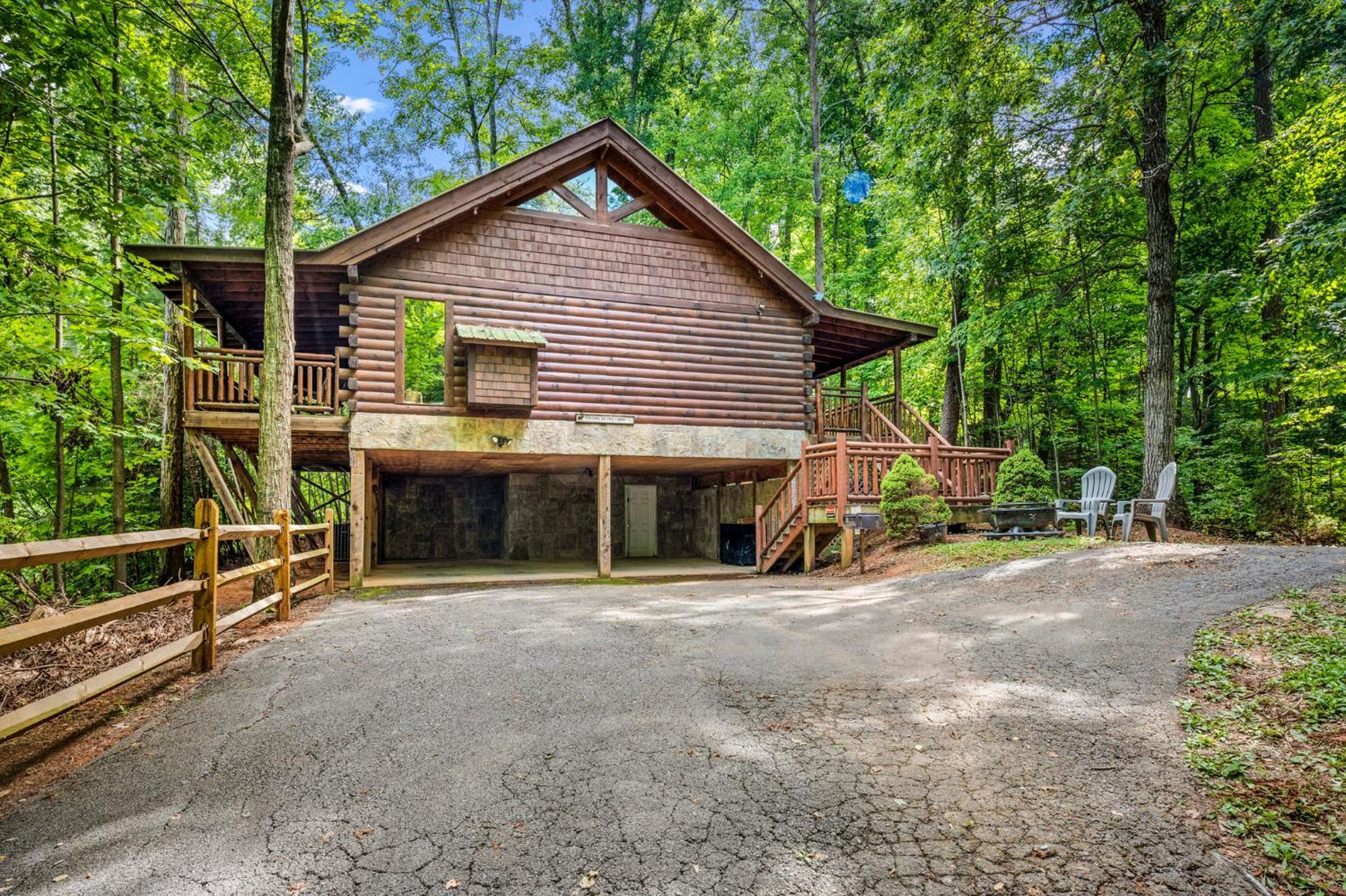 Gatlinburg Enchanted Treehouse By Stony Brook Cabins エクステリア 写真
